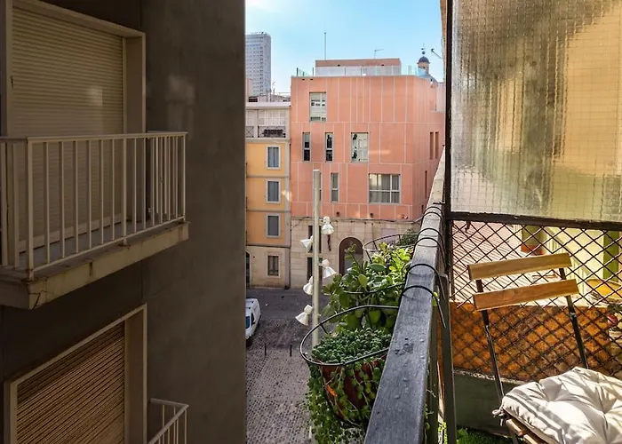Appartement And *